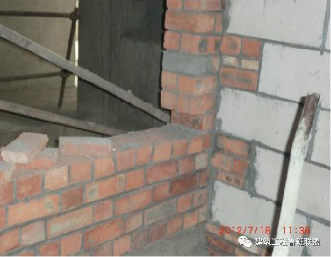 墻面為什么總開裂?15個原因,施工請注意! 第9張 墻面為什么總開裂?15個原因,施工請注意! 第9張
