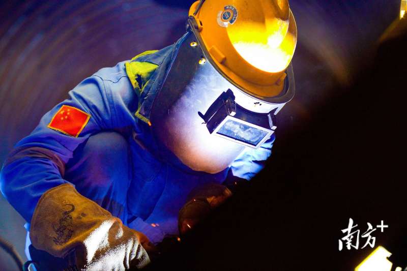 廣州海洋地質(zhì)局工程師年薪廣州海洋工程結(jié)構(gòu)工程師 第2張 廣州海洋地質(zhì)局工程師年薪廣州海洋工程結(jié)構(gòu)工程師 第2張